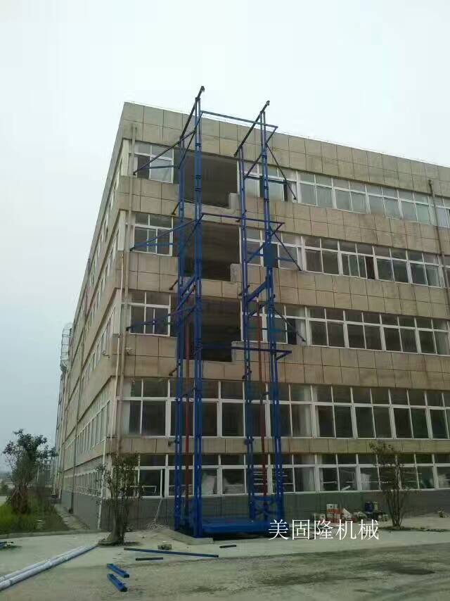 深圳室外双臂导轨式升降机厂家