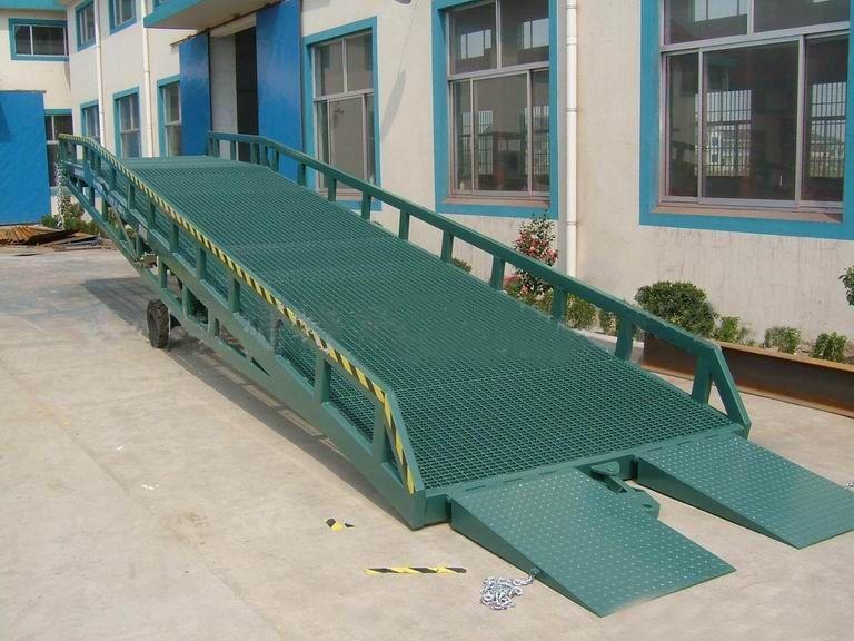 深圳登车桥厂家